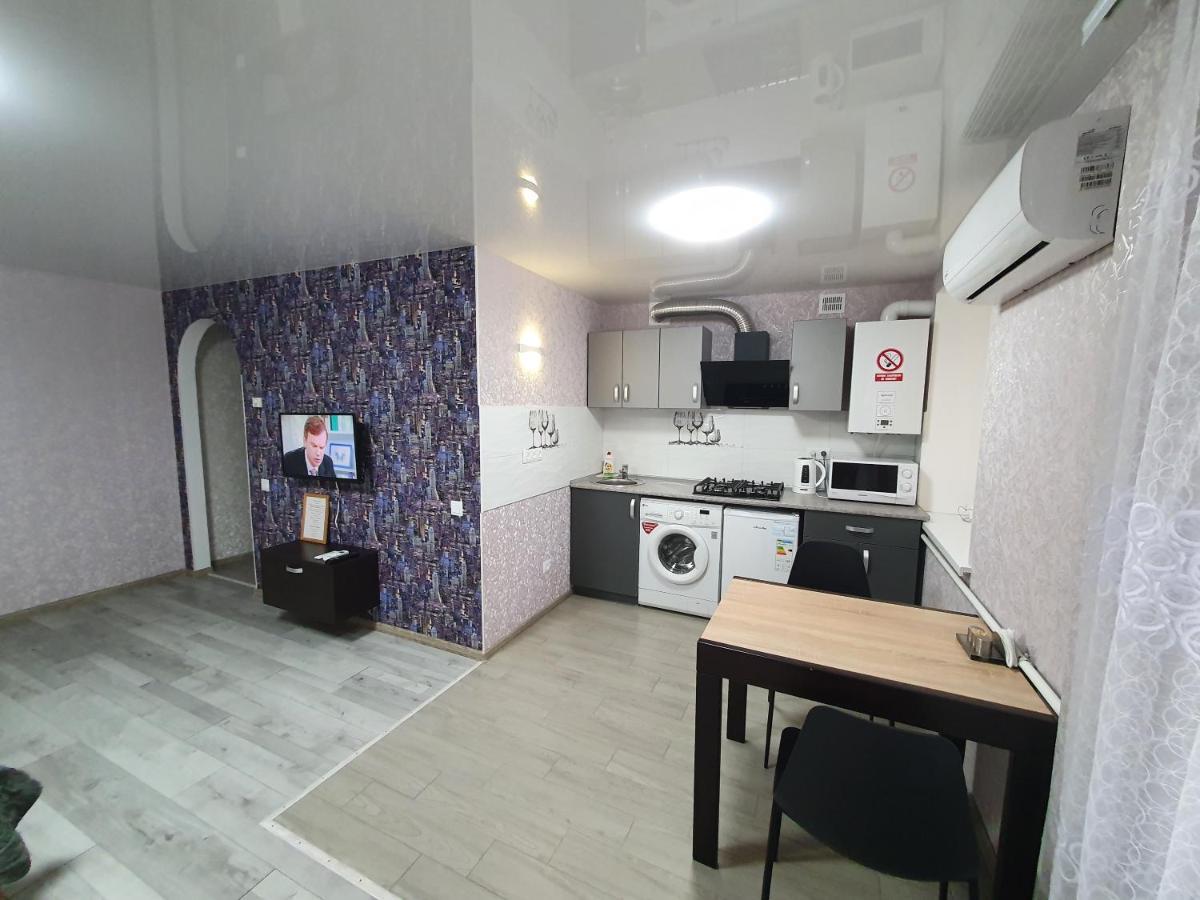 Apartment On Tarkovskogo 2 クロプィウヌィーツィクィイ エクステリア 写真